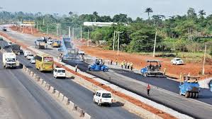 Lagos-Ibadan Expressway: FG reopens entire Kara bridge to traffic